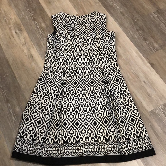 Danny & Nicole Black and White Abstract Print Dress - Picture 5 of 9